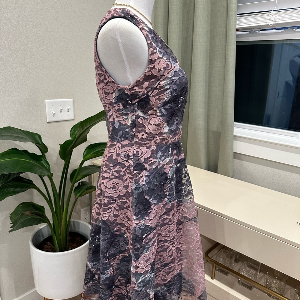 DKNY Pink & Gray Floral Lace Mini Dress - Picture 8 of 10